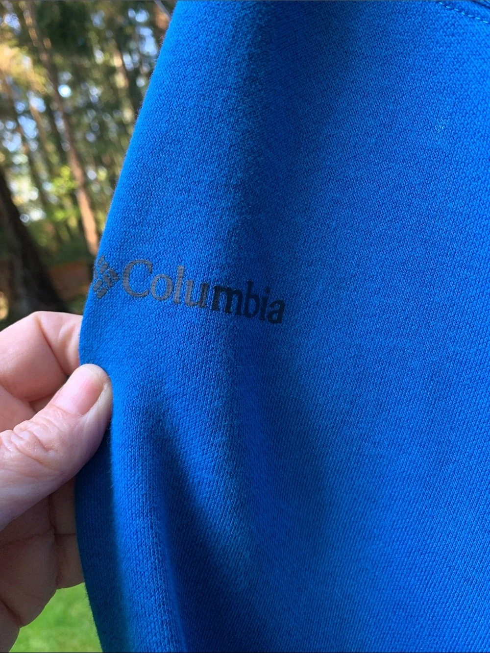 Columbia Men's Royal Blue Crewneck with Forest Flag Graphic